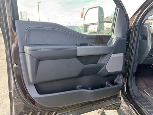 New 2024 Ford F250 Lariat w/ Lariat Ultimate Package image 25