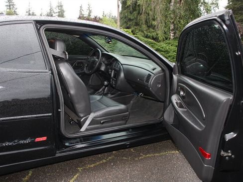 Used 2003 Chevrolet Monte Carlo SS w/ Preferred Equipment Group FWD image 15