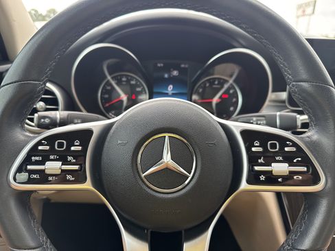 Used 2019 Mercedes-Benz C 300 Sedan image 15