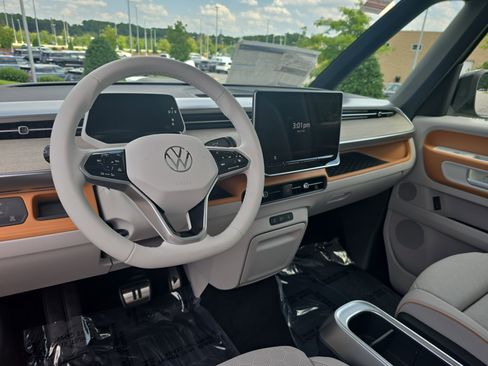 New 2025 Volkswagen ID. Buzz 1st Edition image 15
