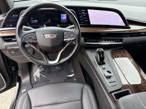 Used 2023 Cadillac Escalade ESV Luxury RWD image 30