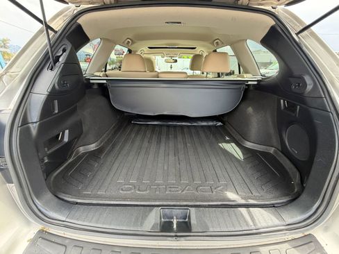 Used 2015 Subaru Outback 2.5i Limited AWD/4WD image 21
