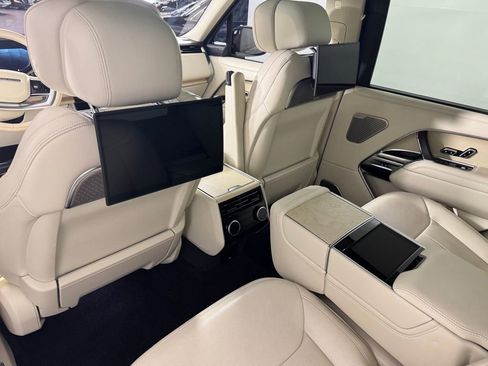 Used 2023 Land Rover Range Rover Long Wheelbase Autobiography AWD/4WD image 30