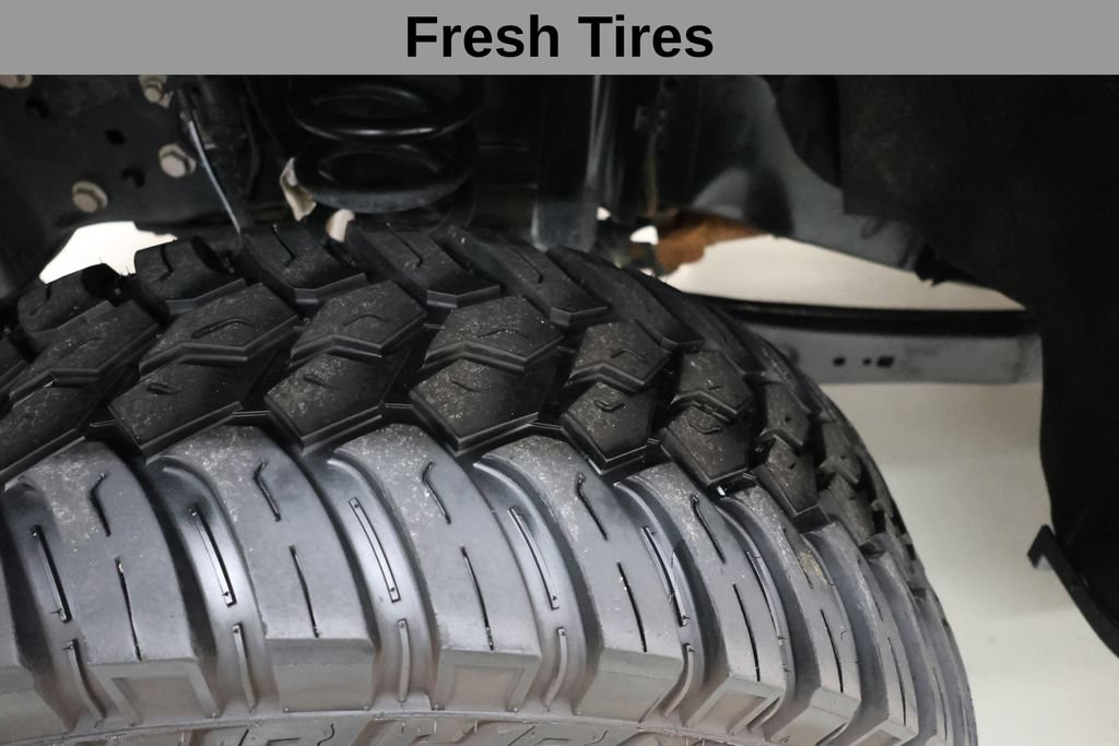 Used 2023 Ford F350 Lariat w/ FX4 Off-Road Package AWD/4WD image 40
