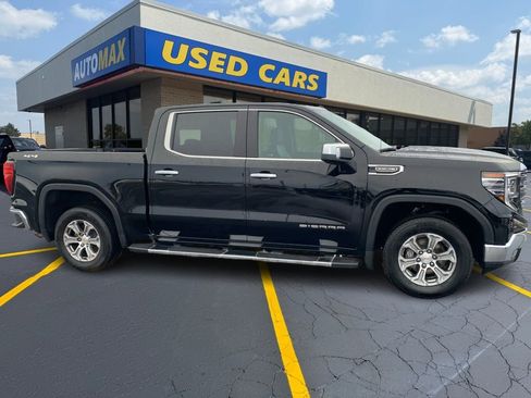 Used 2023 GMC Sierra 1500 SLT w/ SLT Convenience Package image 2