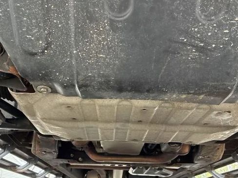 Used 2021 Chevrolet Silverado 1500 LT Trail Boss w/ Convenience Package II image 7