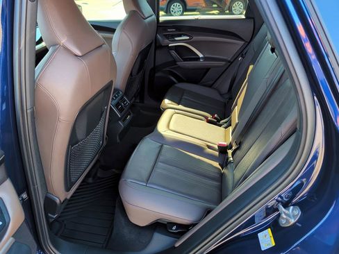 Used 2025 Audi Q5 Premium Plus w/ Premium Plus image 9