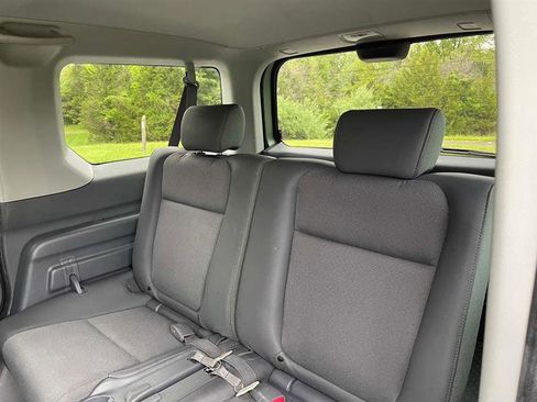 Used 2005 Honda Element EX image 51