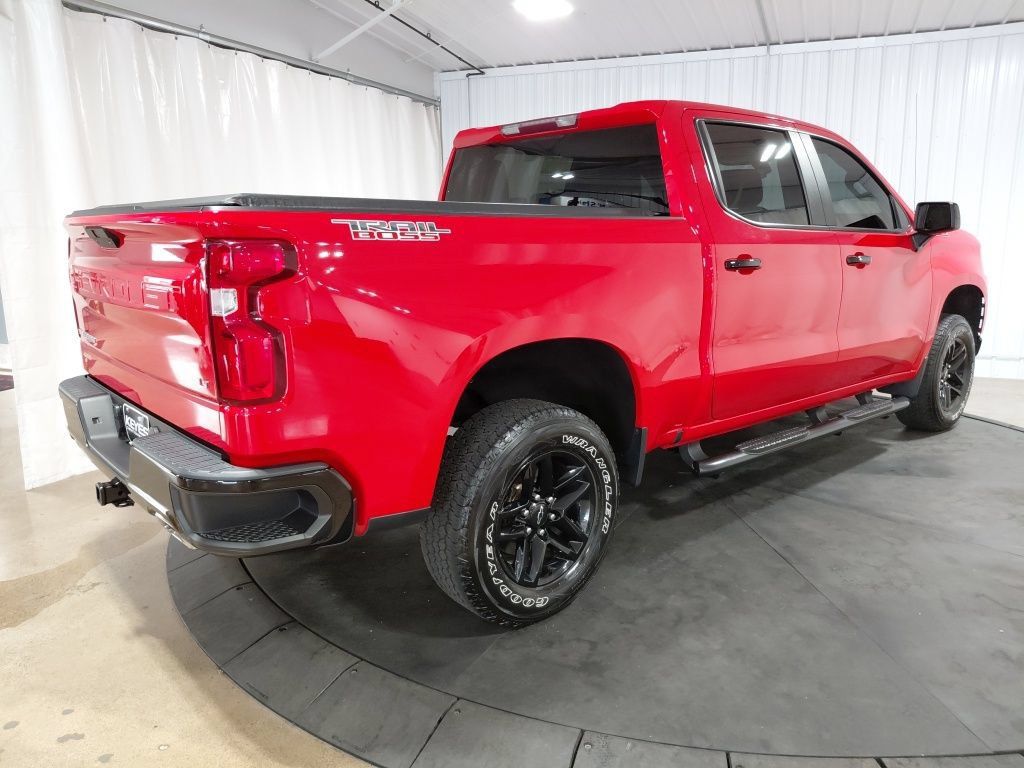Used 2021 Chevrolet Silverado 1500 LT Trail Boss w/ Bed Protection Package AWD/4WD image 9