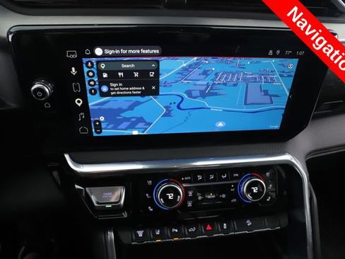 Used 2024 GMC Sierra 2500 Denali w/ Denali Reserve Package AWD/4WD image 5