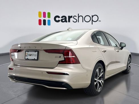 Used 2023 Volvo S60 B5 Core AWD/4WD image 5