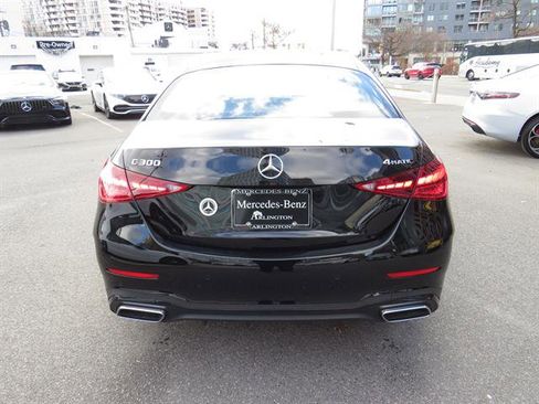 Used 2025 Mercedes-Benz C 300 4MATIC Sedan image 3