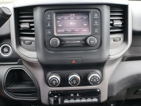Used 2021 RAM 3500 Tradesman w/ Chrome Appearance Group RWD image 7