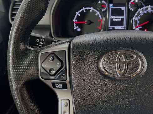 Used 2024 Toyota 4Runner SR5 AWD/4WD image 19