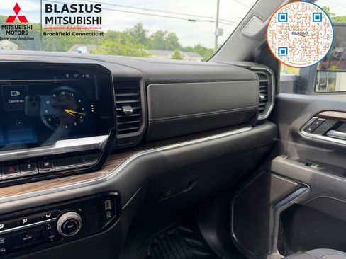 Used 2024 Chevrolet Silverado 2500 LT AWD/4WD image 36