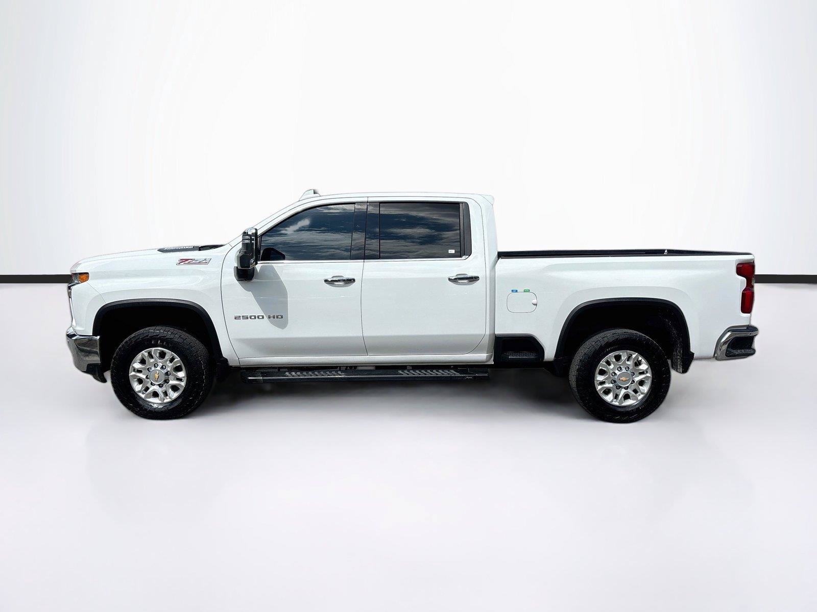 Used 2023 Chevrolet Silverado 2500 LTZ w/ LTZ Plus Package AWD/4WD image 4