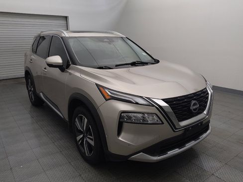 Used 2023 Nissan Rogue Platinum image 13