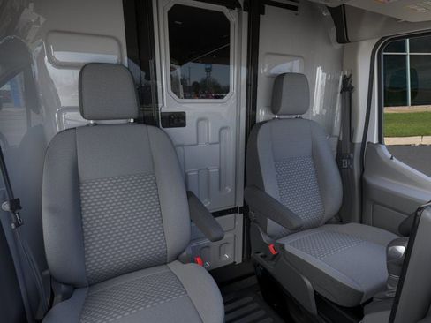 New 2026 Ford Transit 250 148 Medium Roof Extended AWD image 10