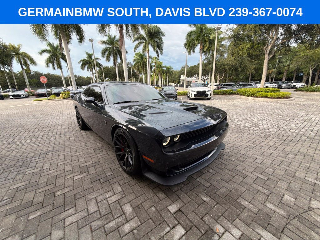 Used 2016 Dodge Challenger SRT Hellcat RWD image 16