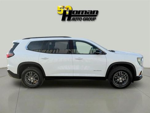 Used 2025 GMC Acadia Elevation image 6