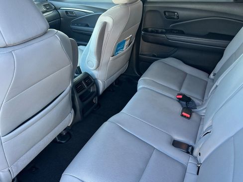 Certified 2023 Honda Passport EX-L image 13