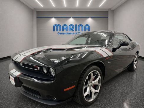 Certified 2016 Dodge Challenger R/T Plus RWD image 13