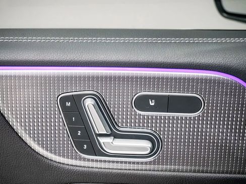 Certified 2022 Mercedes-Benz GLB 250 image 19