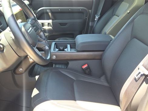Used 2023 Land Rover Defender 130 X AWD/4WD image 17