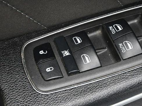 Used 2022 Dodge Charger GT RWD image 15