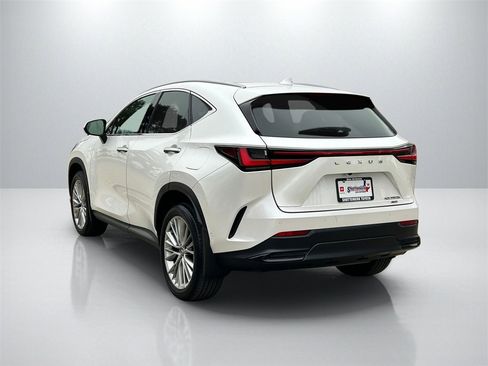 Used 2024 Lexus NX 300h AWD w/ Vision Package image 7