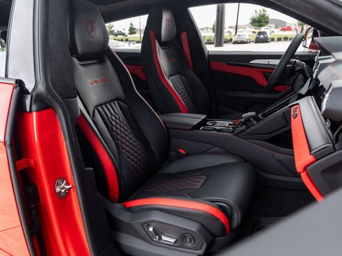 Used 2024 Lamborghini Urus S image 50