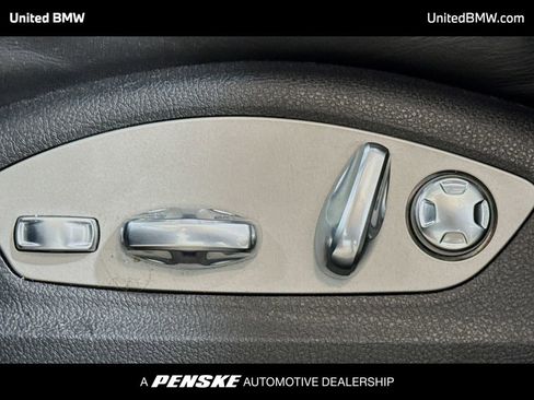 Used 2021 Porsche Macan GTS image 4