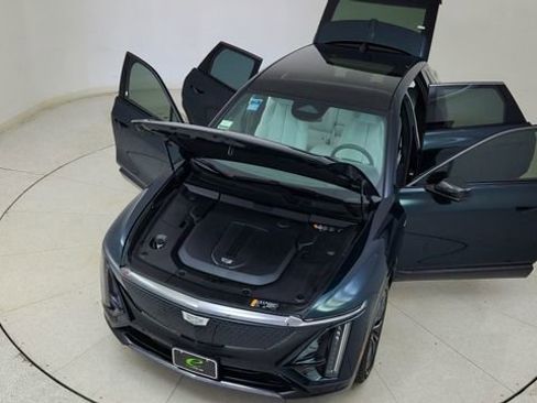 Used 2024 Cadillac Lyriq Sport image 87