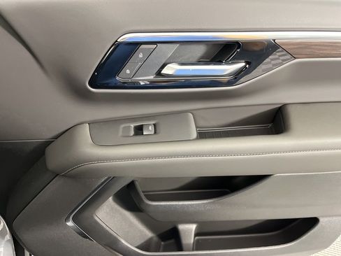 New 2026 Chevrolet Tahoe LS AWD/4WD image 11