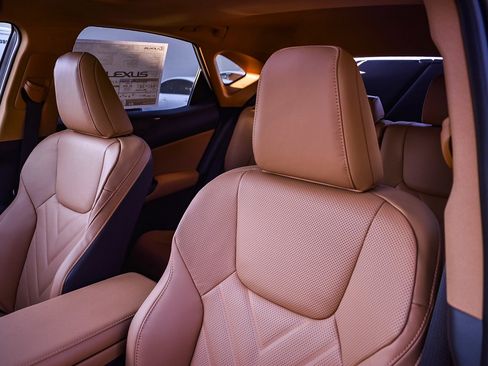 New 2026 Lexus NX 450h+ NX 450h+ Premium image 24