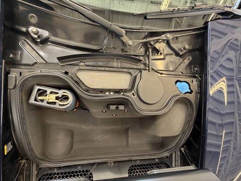 Used 2006 Ford GT RWD image 65