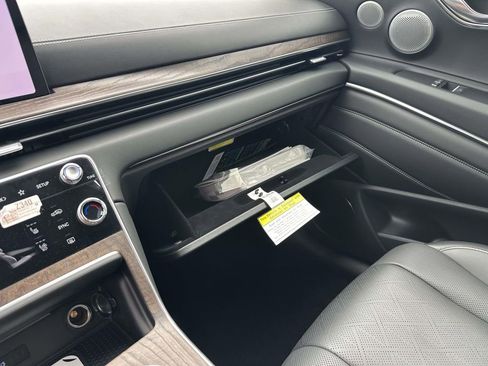 New 2026 Genesis GV80 2.5T Prestige AWD/4WD image 18
