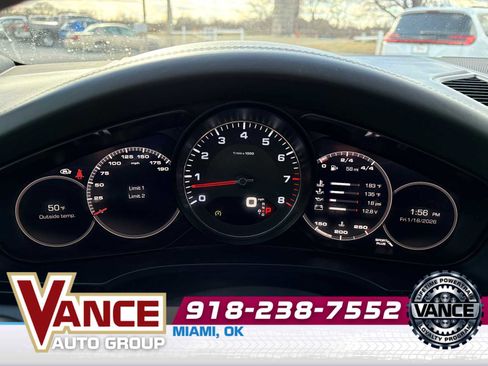 Used 2019 Porsche Cayenne S image 30