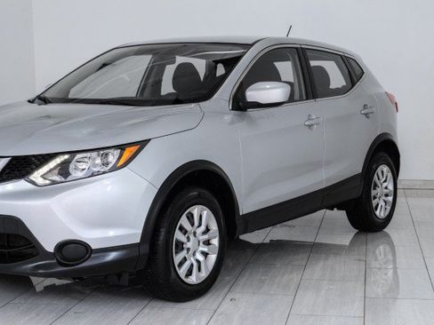 Used 2019 Nissan Rogue Sport S FWD image 55
