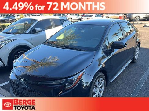 Used 2020 Toyota Corolla LE image 1