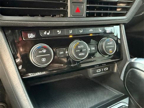 Used 2020 Volkswagen Jetta R-Line w/ R-Line Cold Weather Package image 14