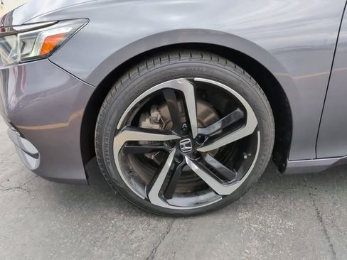 Used 2020 Honda Accord Sport image 12