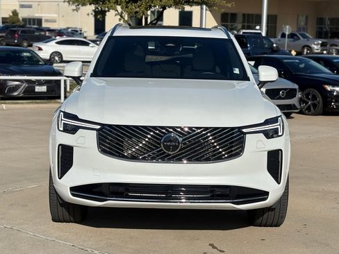 New 2025 Volvo XC90 T8 Plus w/ Protection Package Premier image 3