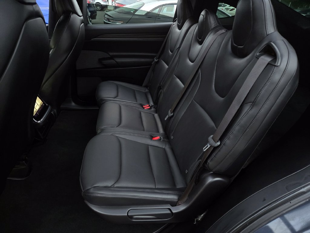 Used 2022 Tesla Model X AWD/4WD image 12