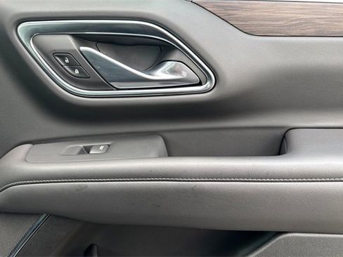 Used 2022 Chevrolet Tahoe LT w/ Luxury Package image 22