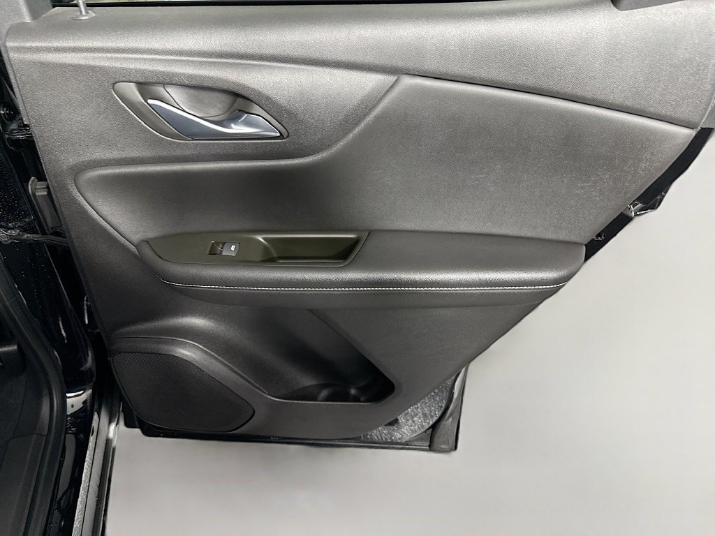 Used 2023 Chevrolet Blazer LT FWD image 27