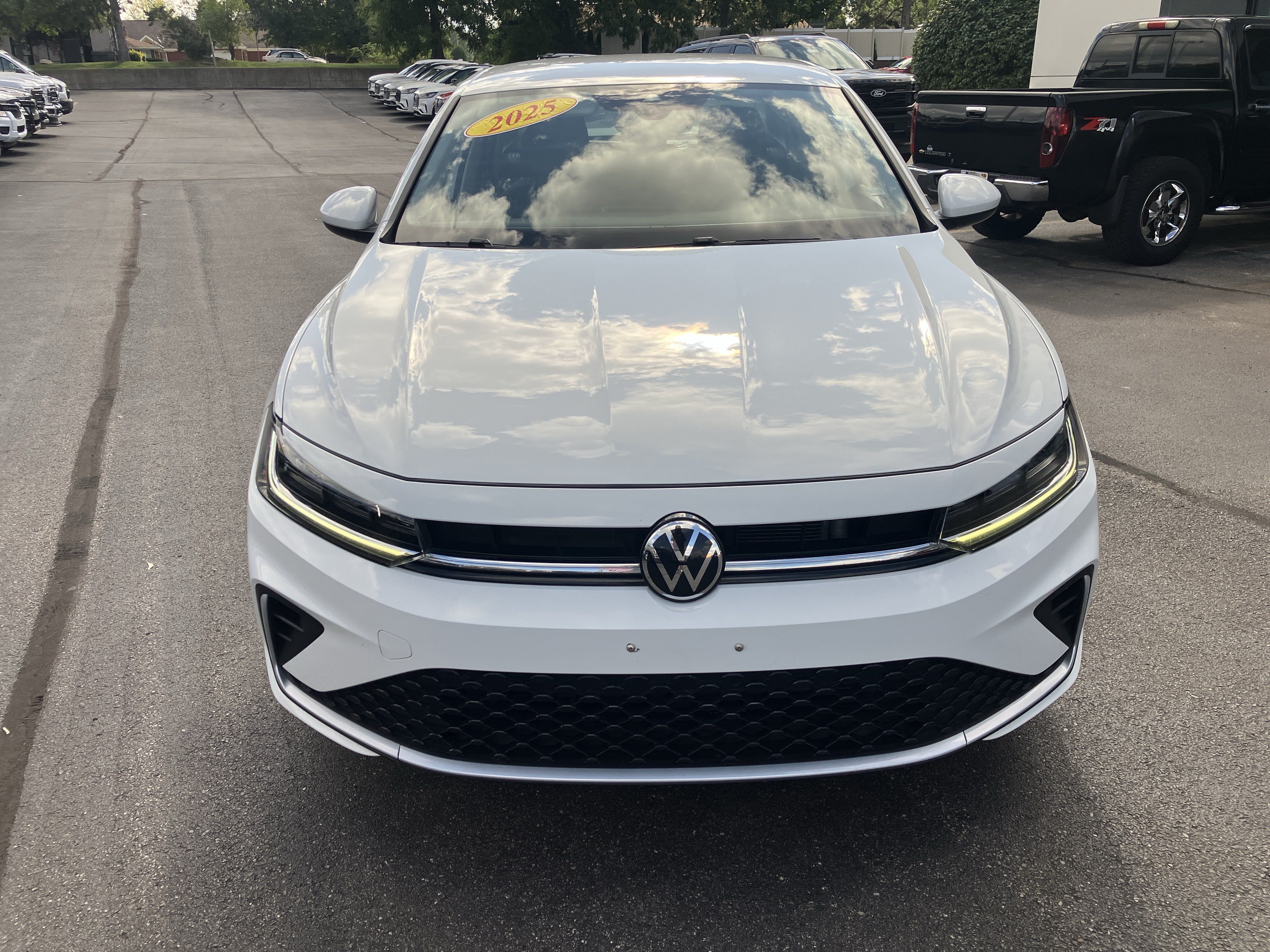 Used 2025 Volkswagen Jetta S FWD image 2