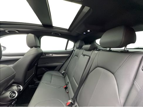New 2026 Alfa Romeo Stelvio Sprint AWD/4WD image 24