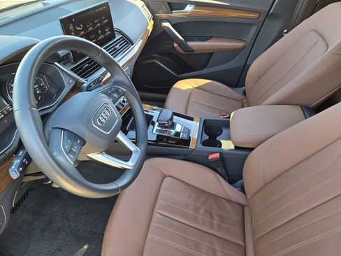 Certified 2023 Audi Q5 2.0T Premium w/ Convenience Package image 15