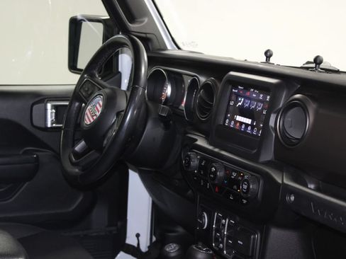 Used 2021 Jeep Wrangler Unlimited Sport AWD/4WD image 30